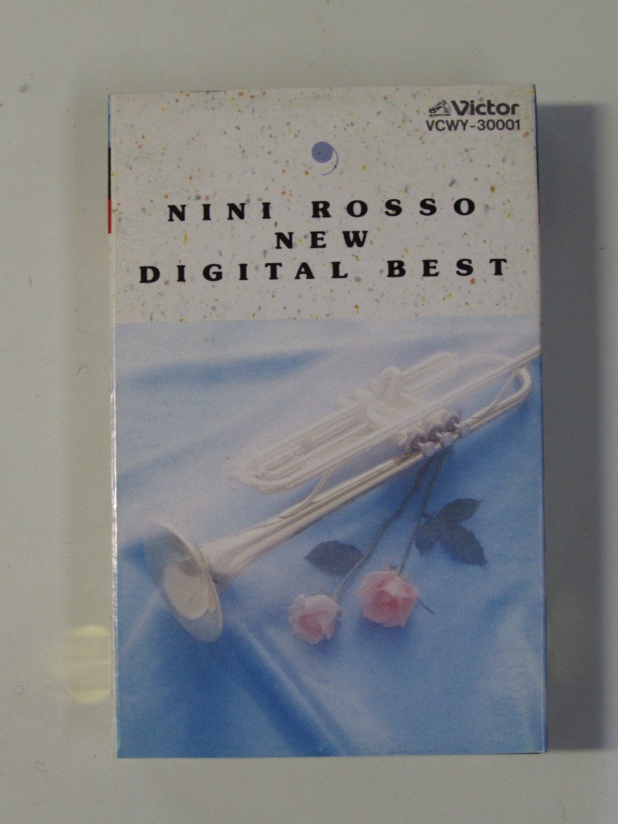 Kml_ZT8919／決定版　ベスト・オブ・ニニ・ロッソ （カセットテープ　動作確認済）_画像1