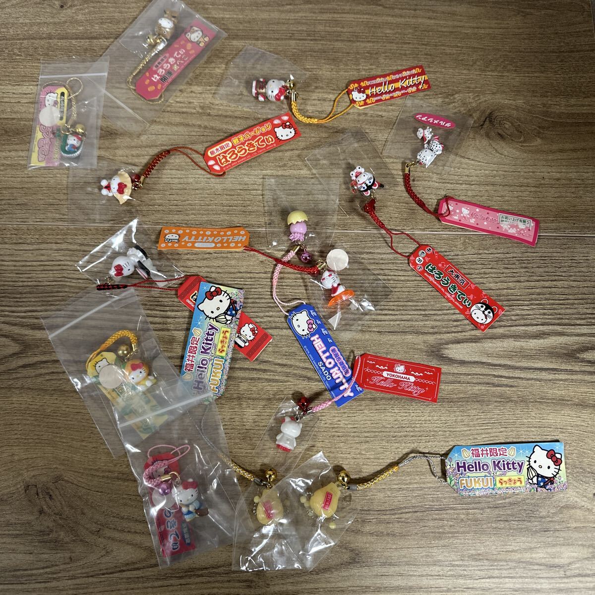 Hello Kitty . данный земля Kitty netsuke ремешок комплект Aichi, Iga, Hokkaido, Osaka, Fukui, море . павильон, красный Fuji, птица перо аквариум др.