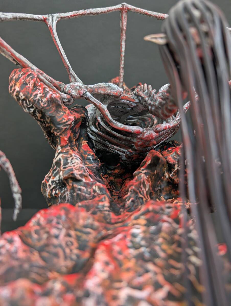 進撃の巨人　地鳴らし　1番くじ　ラストワン賞　終尾の巨人フィギュア　リペイント品_画像8