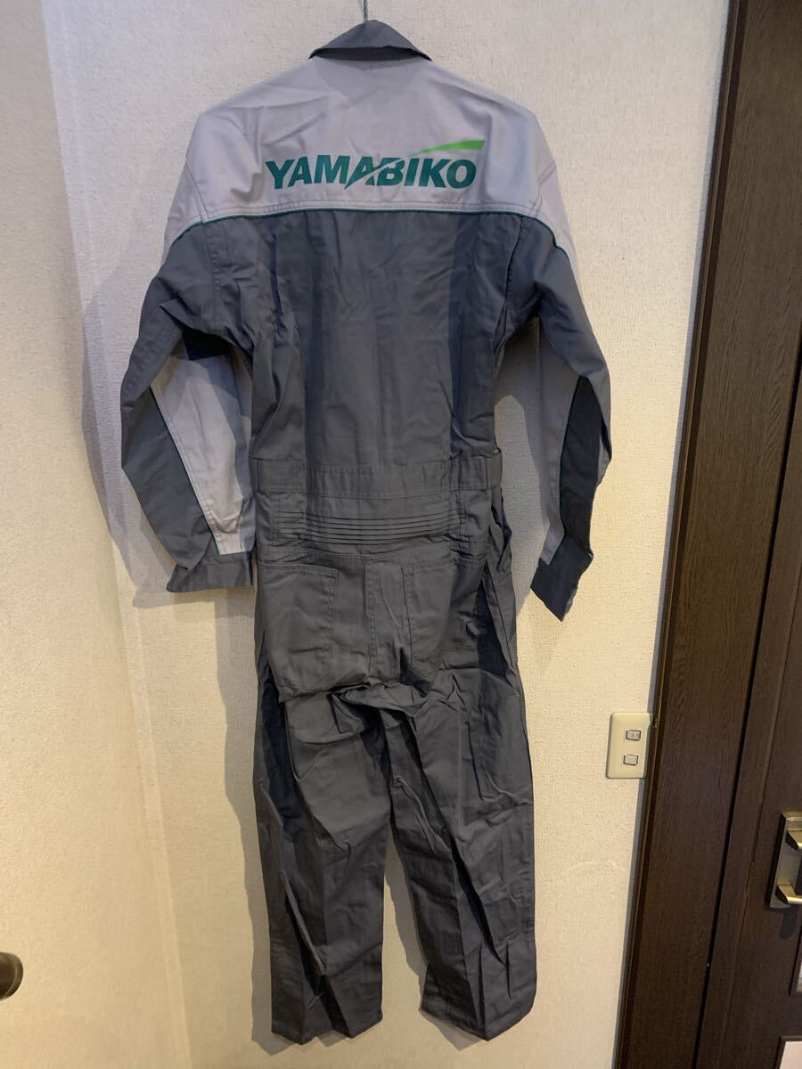  б/у .... комбинезон L размер рабочая одежда серый 