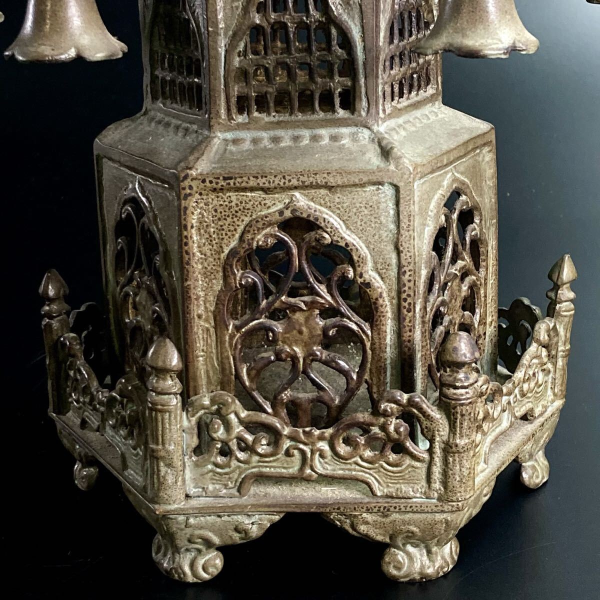 壷々● 時代 銅製 唐草六角吊灯篭 38cm 4012g 灯篭 灯火器 行燈 唐物 骨董 [C190]しま_画像7