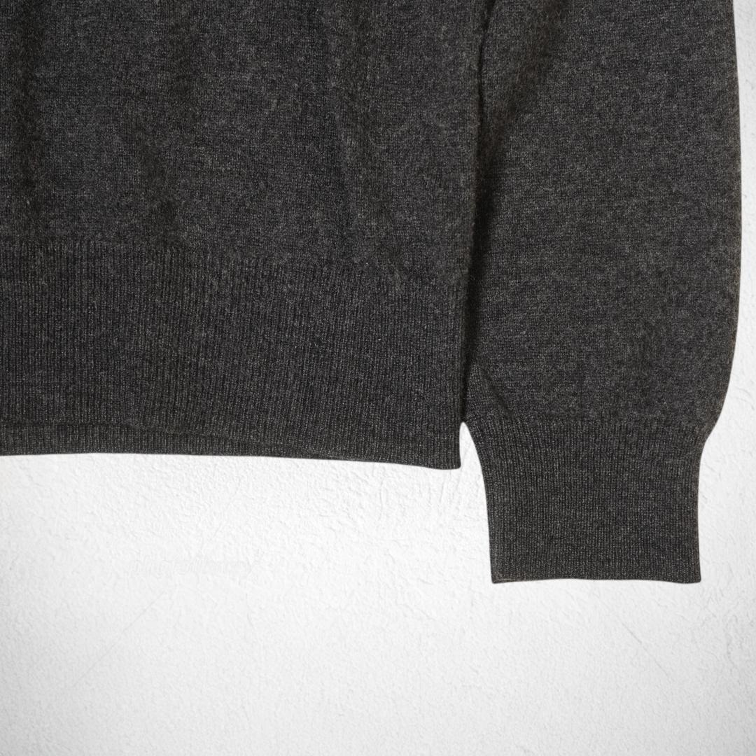 YJ133ね@ 1スタ UNIQLO メンズ 上品 おしゃれ カシミヤ 100% Vネックニットセーター M グレー 秋冬 メンズ_画像5