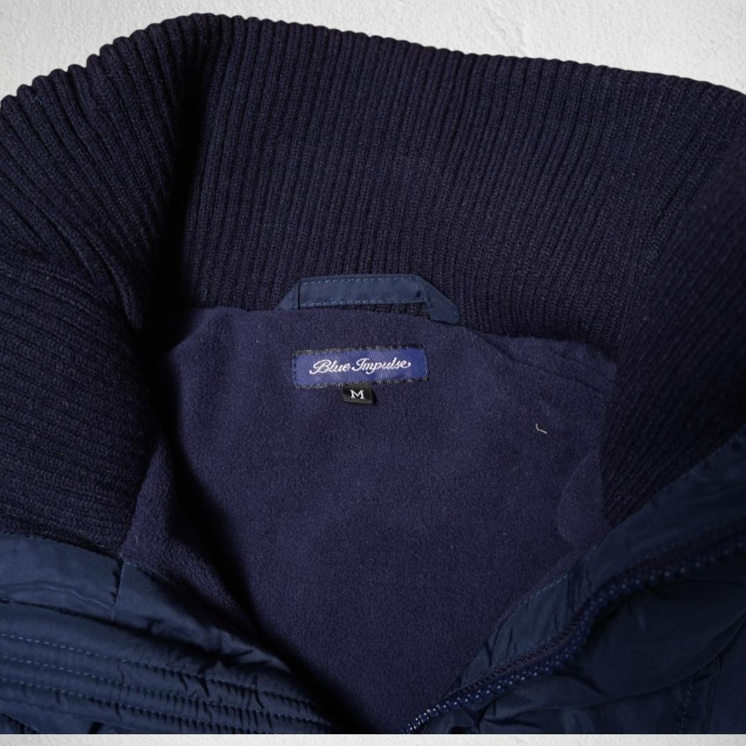 J16さ＠ 1スタ Blue Impulse メンズ おしゃれ ロゴ刺繍入り中綿ベスト M ネイビー 秋冬 ブルーインパルス　自衛隊 航空自衛隊_画像5