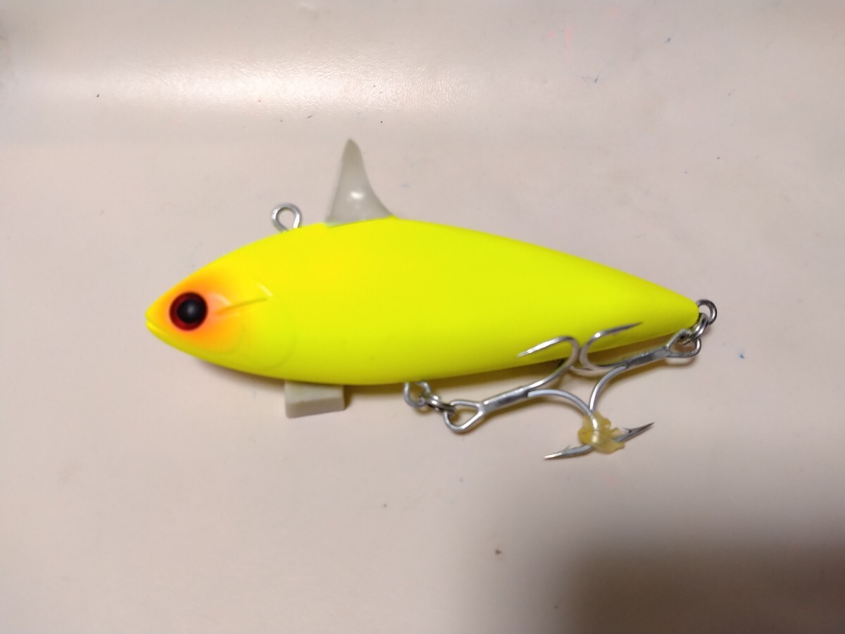 美品！タックルハウス　ローリングベイトシャッド80　その他人気ルアー多数出品中！同封可能です！_画像1