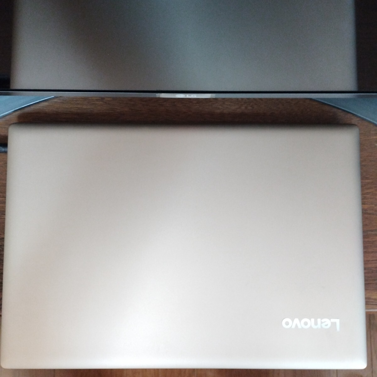 ジャンク OS無し Lenovo IdeaPad 520-15 IKB第八世代CPU i5-8250U /メモリ-4GB HDD無し(SATA)/DVDスーパーマルチドライブ/付属品無し_画像7