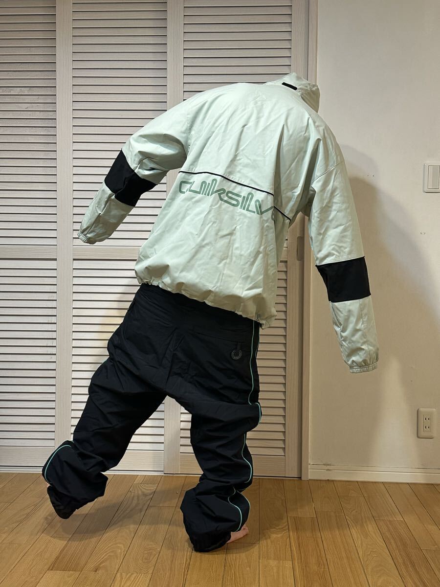 新品未使用 上下セット サイズL クイックシルバー セットアップ_画像1