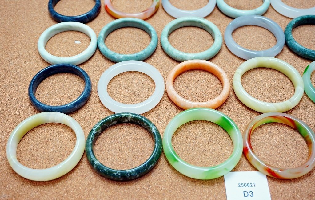 Nm26[22] 天然石 バングル おまとめて30点セット★レディースアクセサリー 瑪瑙 クォーツ 水晶 メノウ 女性 腕輪 ブレスレット RP-250821D3_画像2