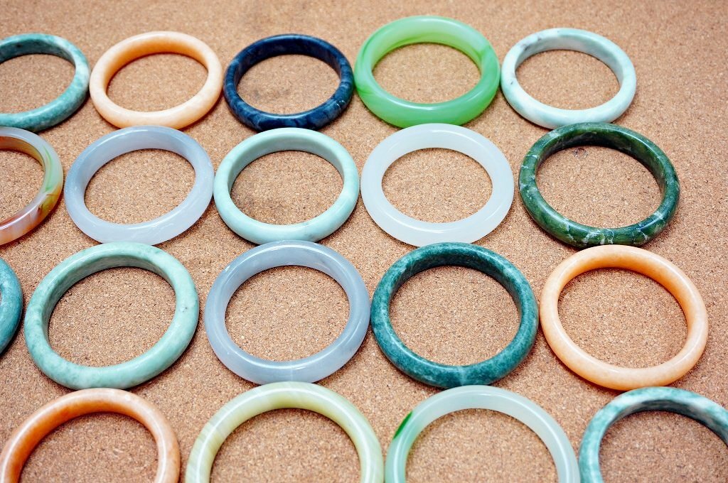 Nm26[22] 天然石 バングル おまとめて30点セット★レディースアクセサリー 瑪瑙 クォーツ 水晶 メノウ 女性 腕輪 ブレスレット RP-250821D3_画像5