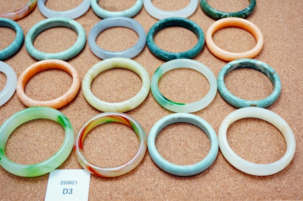 Nm26[22] 天然石 バングル おまとめて30点セット★レディースアクセサリー 瑪瑙 クォーツ 水晶 メノウ 女性 腕輪 ブレスレット RP-250821D3_画像3