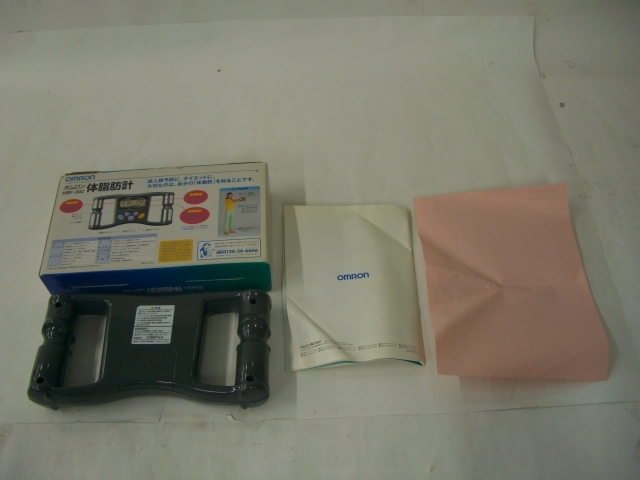 湘◎60/オムロン/体脂肪計/HBF-302/成人病予防/ダイエット/体脂肪量/肥満判定可/★1.10-301★_画像2