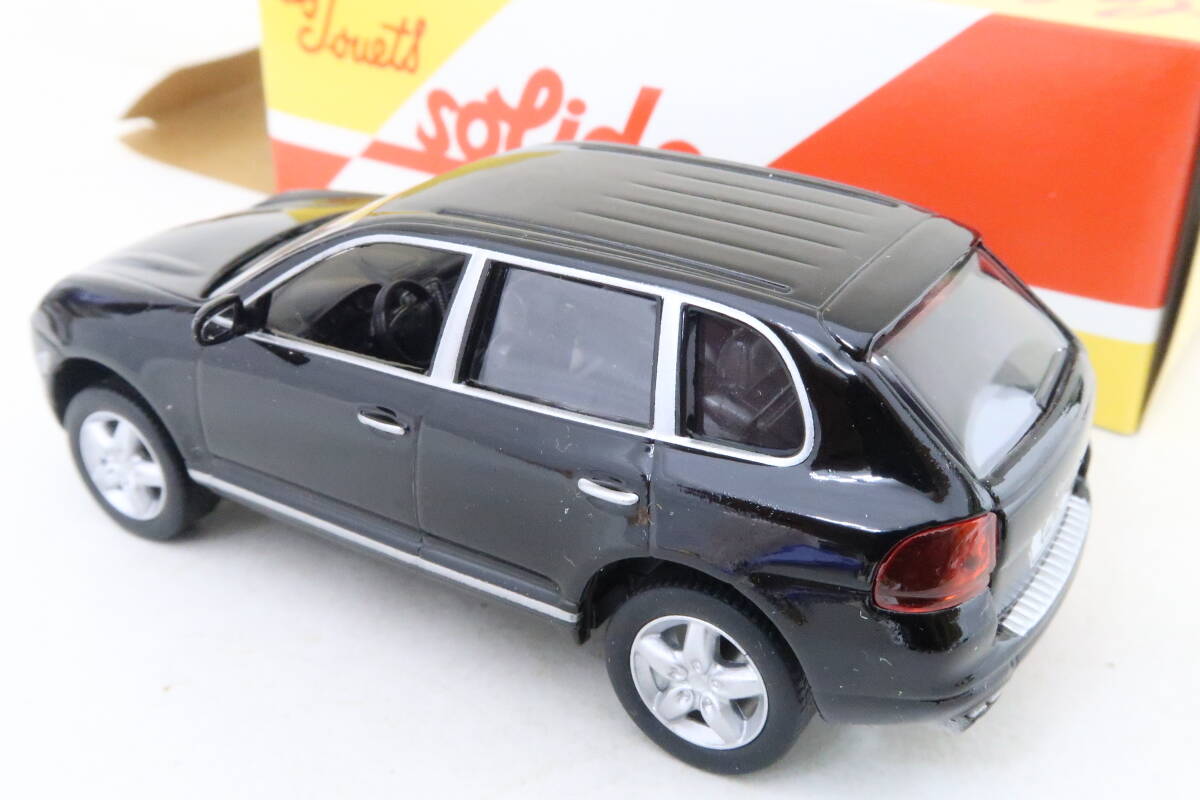 solido HACHETTE PORSCHE CAYENNE TURBO Porsche Cayenne турбо с ящиком 1/43ikore