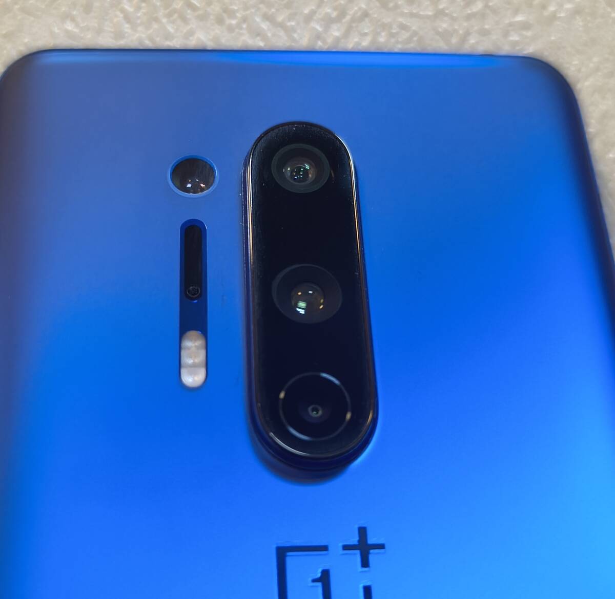  утиль обращение ] рабочее состояние подтверждено OnePlus 8 Pro 12GB RAM 256GB синий blue беспроводной с зарядным устройством .Snapdragon 865 type .. высокого уровня 
