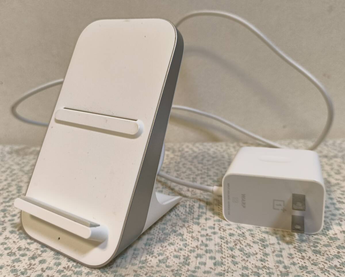  утиль обращение ] рабочее состояние подтверждено OnePlus 8 Pro 12GB RAM 256GB синий blue беспроводной с зарядным устройством .Snapdragon 865 type .. высокого уровня 