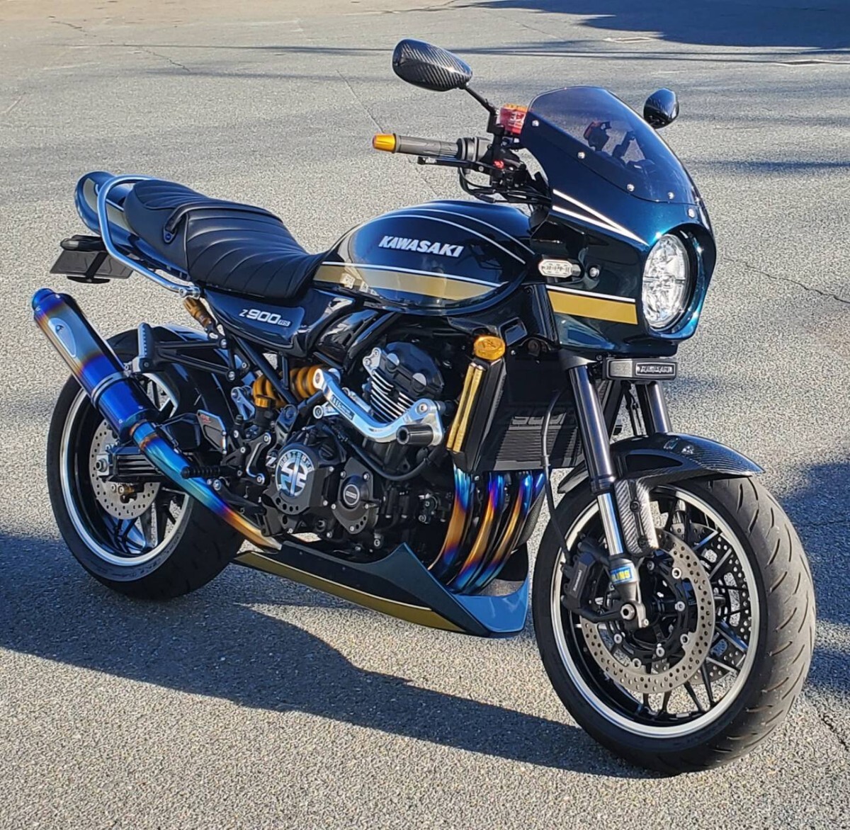 　ハイグレードタイプ！Z900RS 張り替えセット＋前側T-NET埋込 ＋ロゴ入れ　高品質パンチングメッシュ　黒Ｚ２金具　モコモコ15mm仕様_画像6