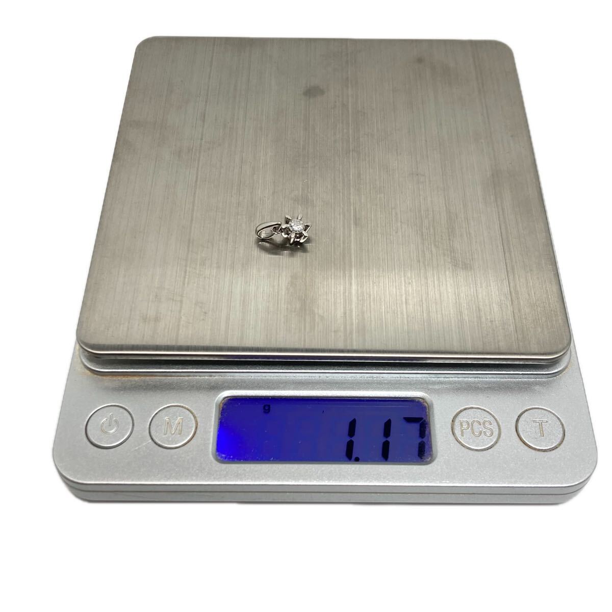 63-76 Pt900 プラチナ ペンダントトップ 立爪 ダイヤモンド 0.16ct_画像5