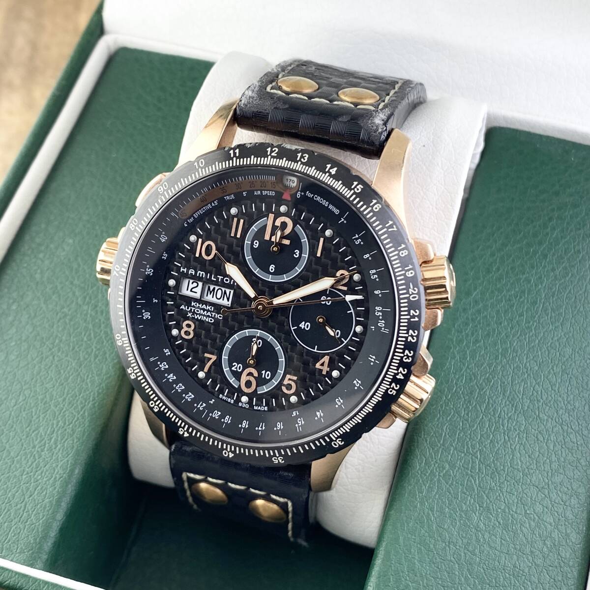 【1円〜】HAMILTON ハミルトン 腕時計 メンズ AT 自動巻 KHAKI カーキ クロノグラフ H776961 ブラック文字盤 ゴールド デイデイト 可動品_画像2