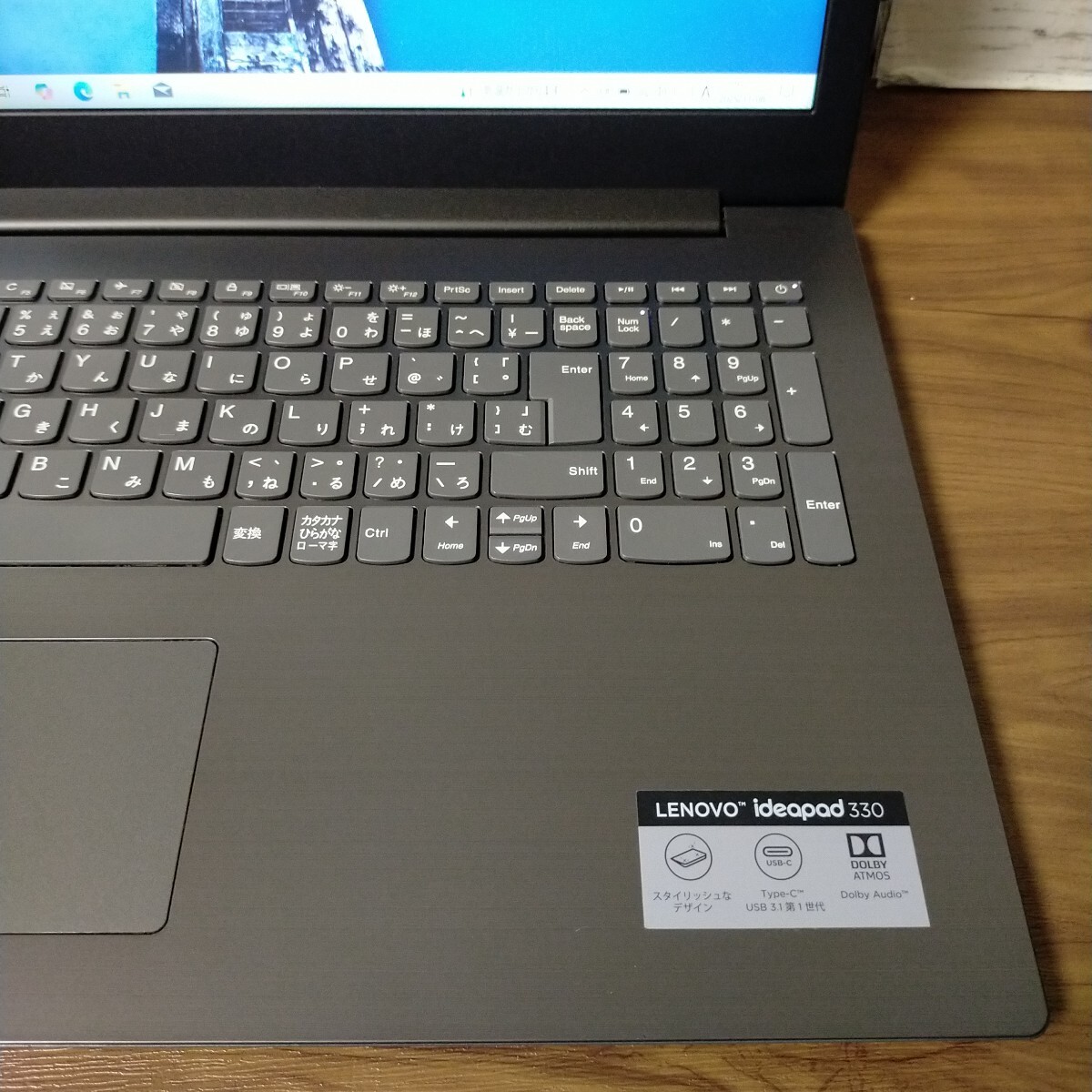 ★良品★バッテリー良好★Lenovo ideapad 330-15IKB★Core i3-7020U 2.30GHz 新品SSD128GB メモリ4GB Webカメラ DVD Bluetooth Win10★268_画像3