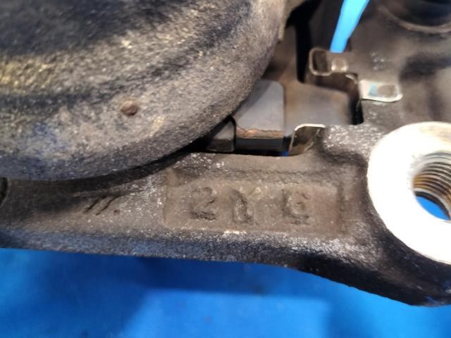 ミニキャブ GBD-U62V 左Fキャリパー CDハイルーフ W37 4605A999_画像7