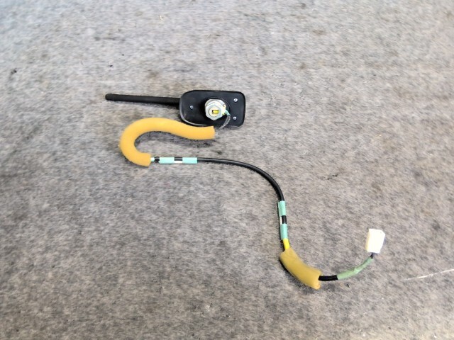 パッソ DBA-KGC30 アンテナ 同梱不可 即決品_画像5