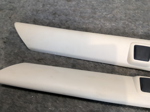 ランドローバー GF-LT56A 「Aピラー左右」 同梱不可 即決品_画像3