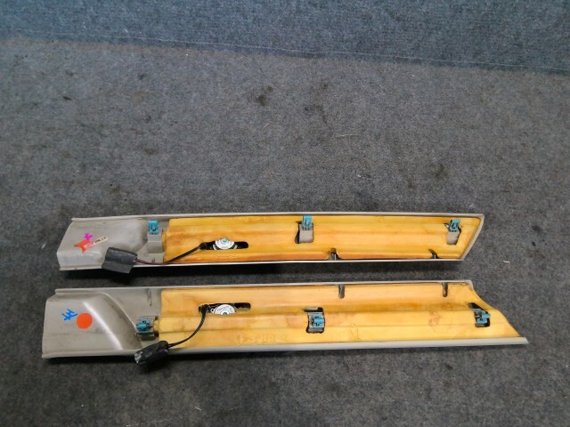 ランドローバー GF-LT56A 「Aピラー左右」 同梱不可 即決品_画像7