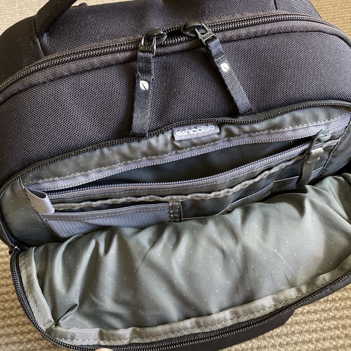 incase a.r.c daypack インケース リュック デイパック ビジネスリュック_画像7