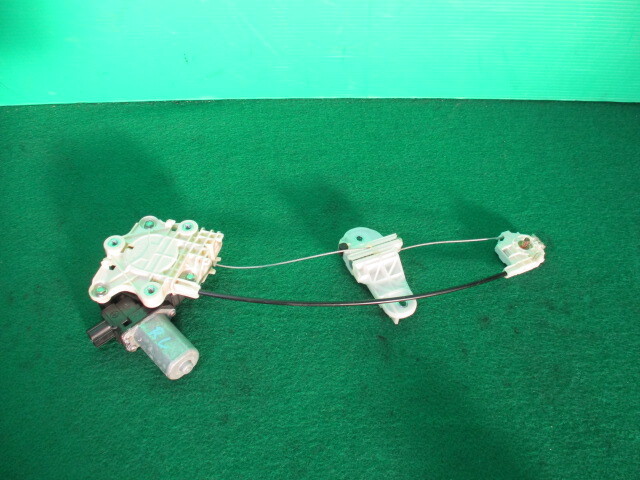 JF1　N-BOX　ホンダ　左リア　レギュレーターモーター【動作テストＯＫ】即決！_画像2