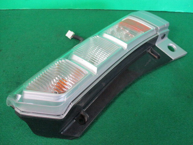 H27年 JF1 N-BOX ホンダ 右 テールランプ ICHIKOH D105【LED点灯テストOK】即決!_画像5