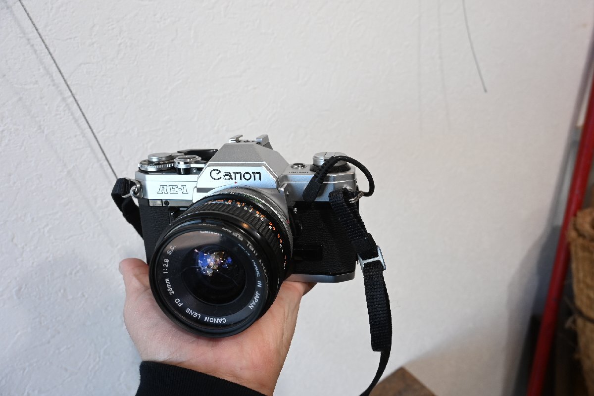 ○CANON/キヤノンAE-1 一眼レフカメラ 2台まとめて データバックA付 28mmf2.8 古道具のgplus広島 2511k_画像7