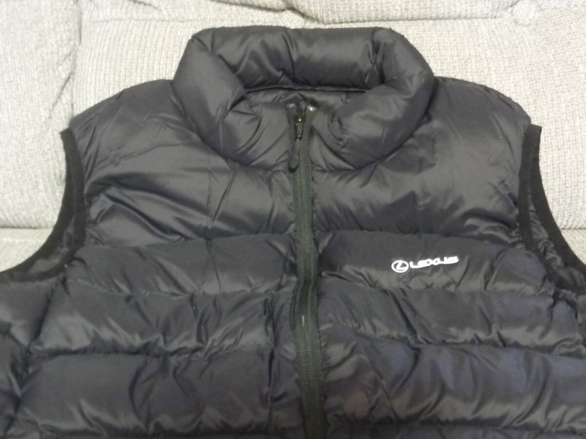 ★☆ 【未使用】レクサス LEXUS ライトダウンベスト　ブラック　メンズLサイズ　 ☆★_画像2