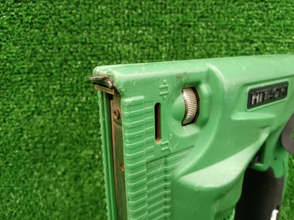 中古品 Hitachi koki 日立工機 18V 13mm コードレスタッカ N18DSL (NK) ケース付き_画像5