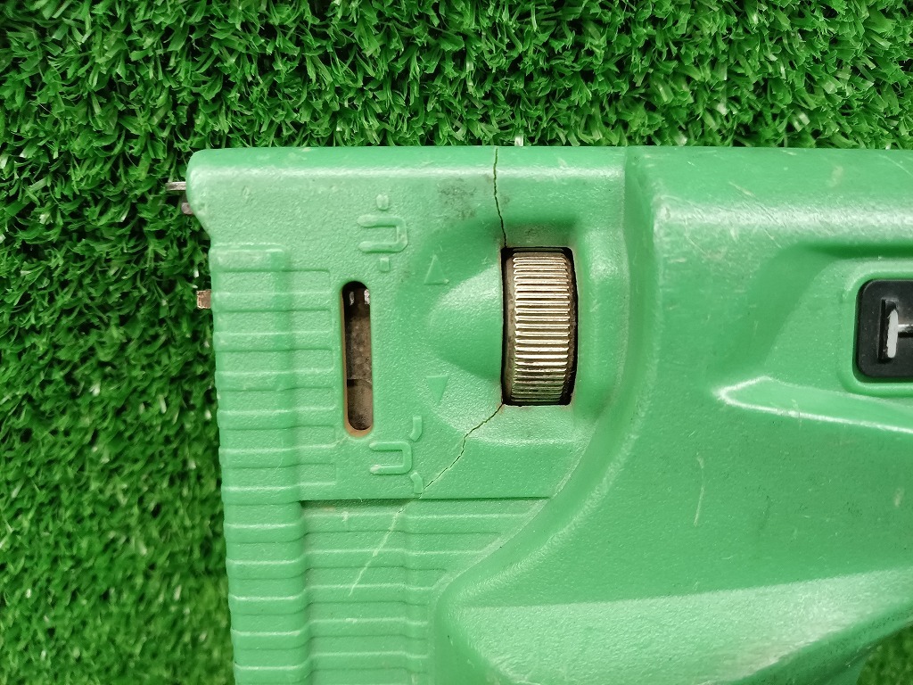 中古品 Hitachi koki 日立工機 18V 13mm コードレスタッカ N18DSL (NK) ケース付き_画像10