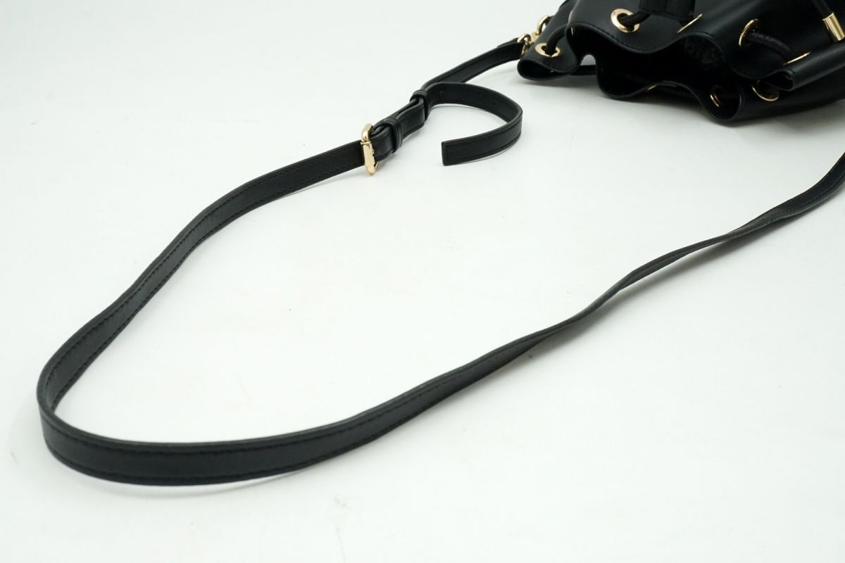 1 иен ~ Versace . джинсы kchu-ru сумка на плечо мешочек ведро type искусственная кожа чёрный черный VERSACE 4463h