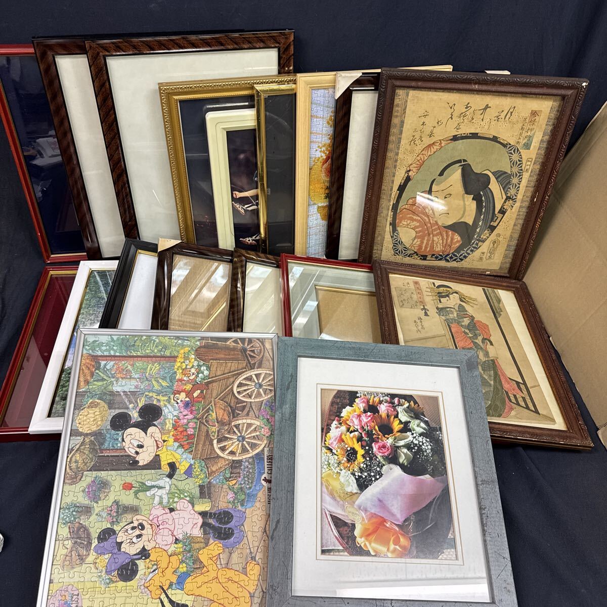 ◆中古 額縁 まとめ売り 18点セット 賞状 絵画 ポスター 色紙 パズル 木製 アート フレーム 壁掛 インテリア 和風 レトロ 飾り 286-70_画像1