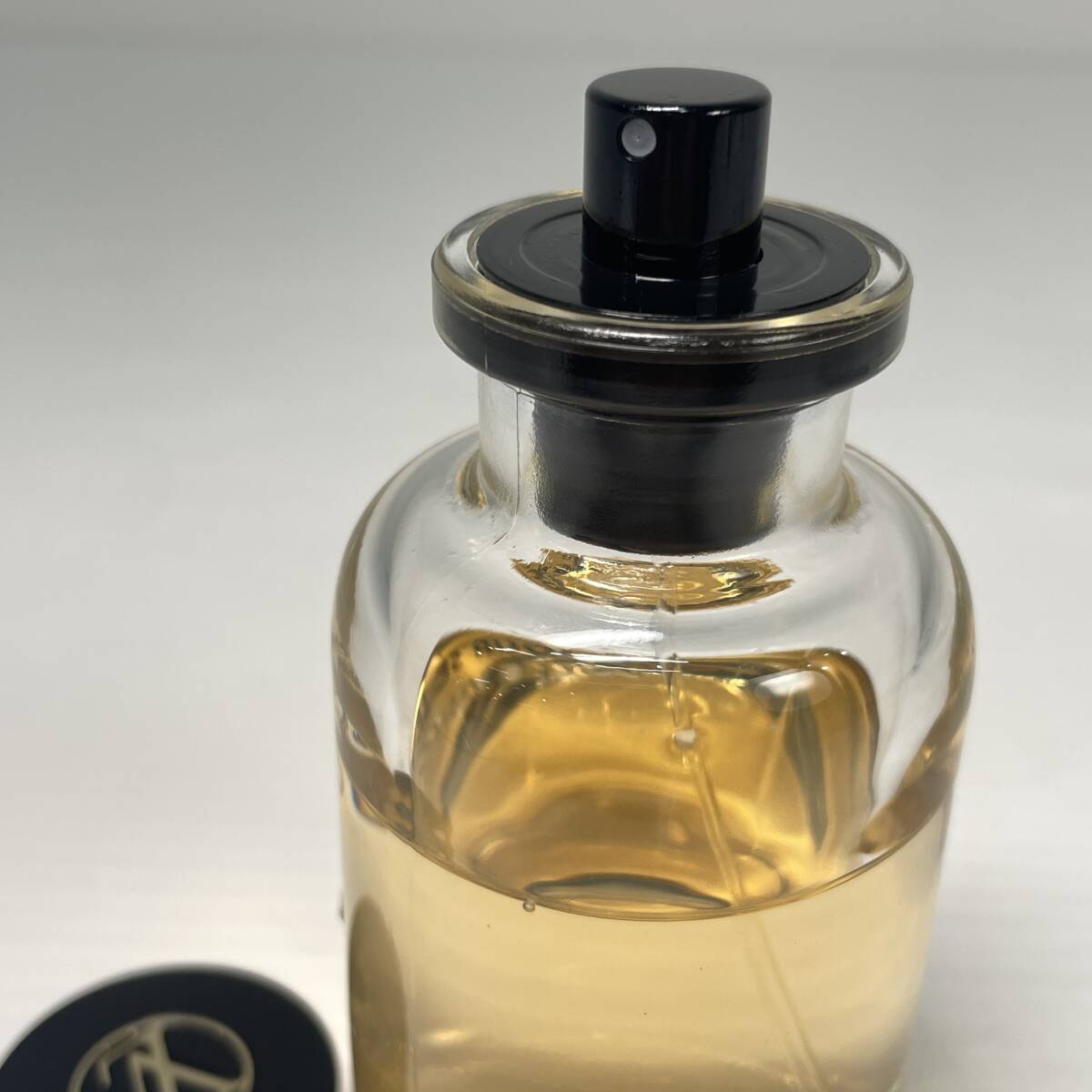 2511M0801 LOUIS VUITTON Louis Vuitton духи LE JOUR SE LEVEru Jules * потертость -vu100ml осталось много 