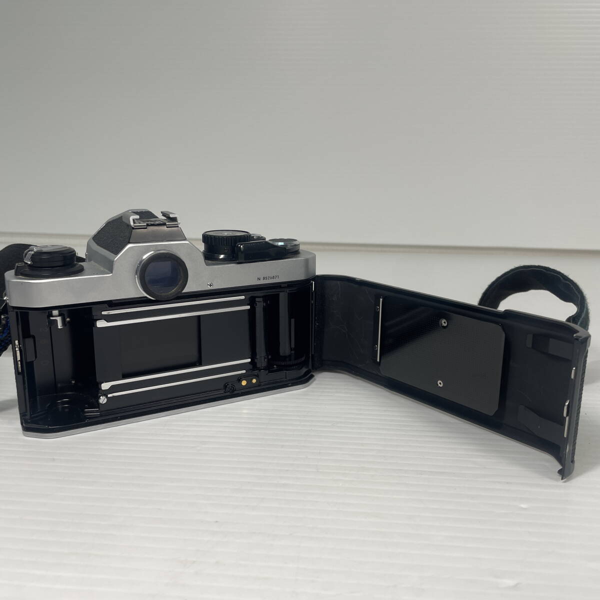 2511M1608 Nikon Nikon пленочный фотоаппарат New FM2 серебряный корпус / линзы Zoom-NIKKOR 35~70mm 1:3.3~4.5 электризация проверка settled 