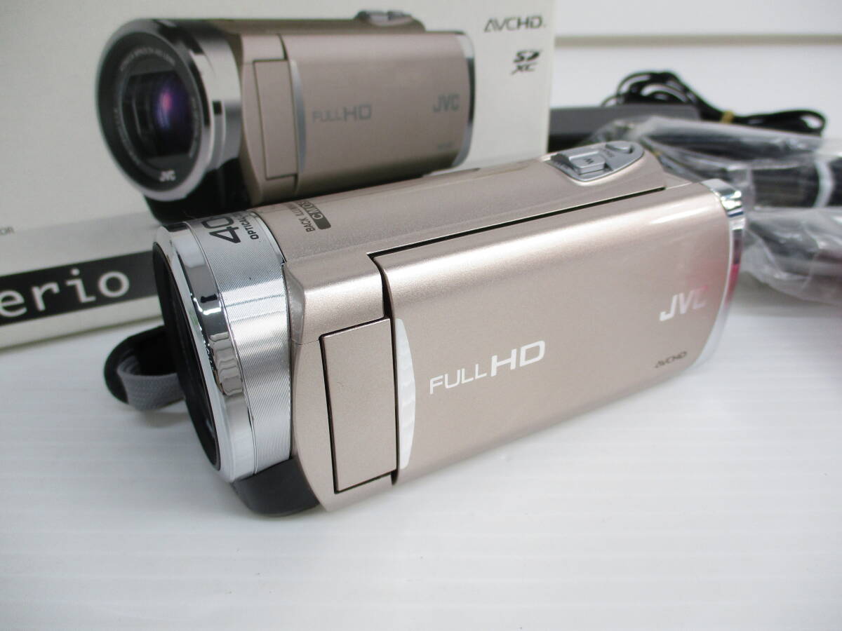 2511M1214 JVCケンウッド Everio エブリオ ハイビジョンメモリームービー GZ-E117 ビデオカメラ 通電確認済 箱付_画像1