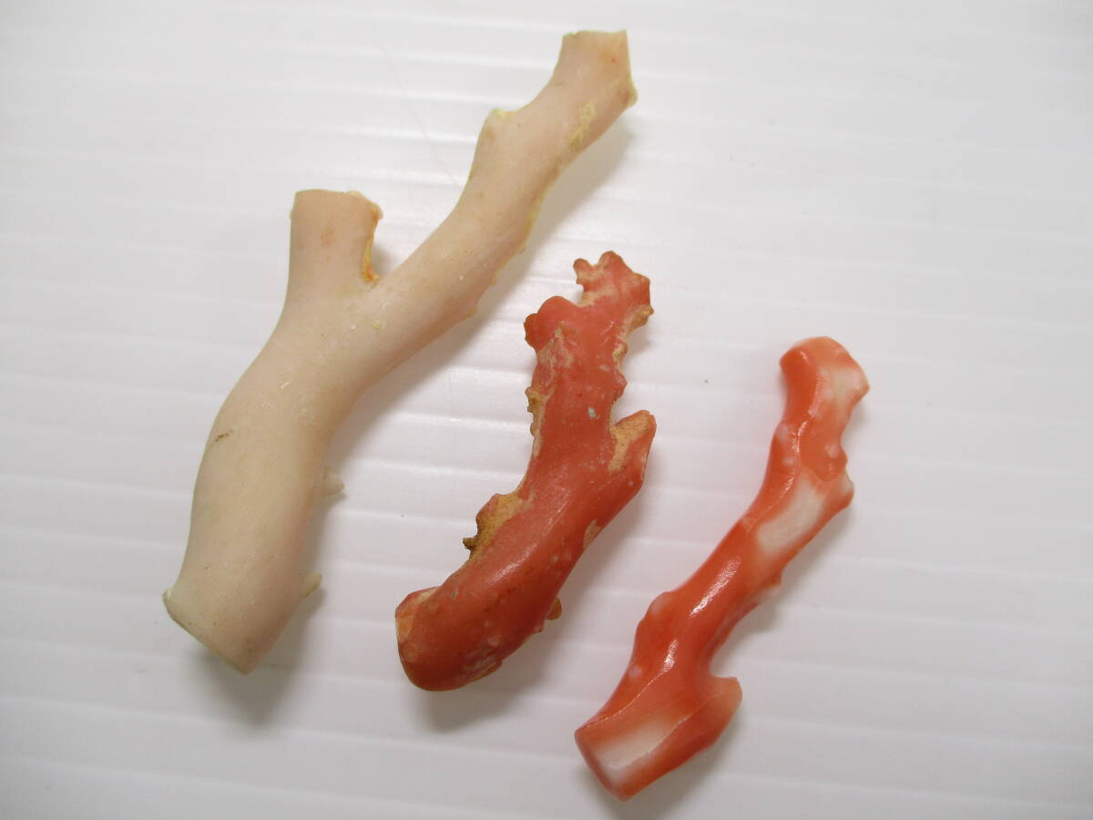 2511M2005.. коралл ветка коралл . дерево камни не в изделии разрозненный / брошь и т.п. полная масса примерно 75g