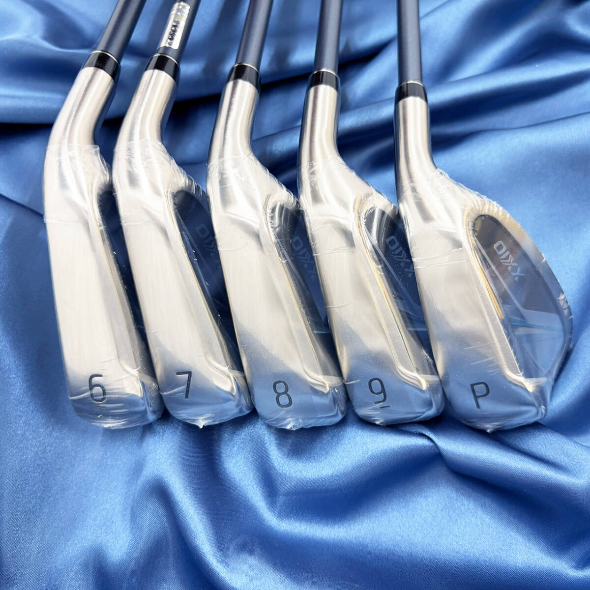 【新品】ダンロップ ゼクシオ14 アイアン 5本セット #6-PW MP1400 カーボン (S) 2025年11月発売モデル XXIO14 日本正規品_画像2