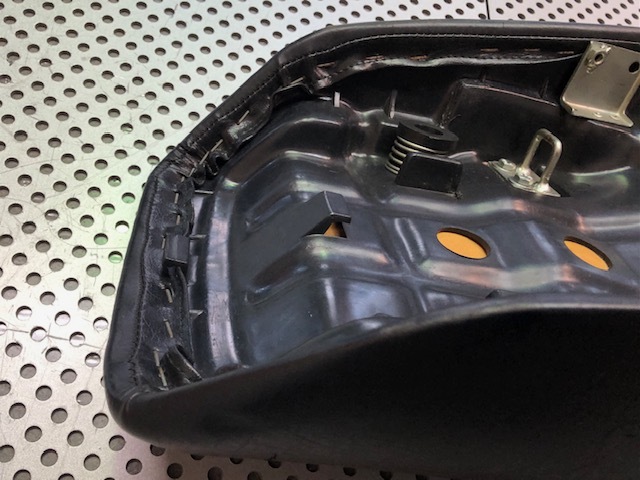 カワサキGPZ900R用　PMC製シート_画像7