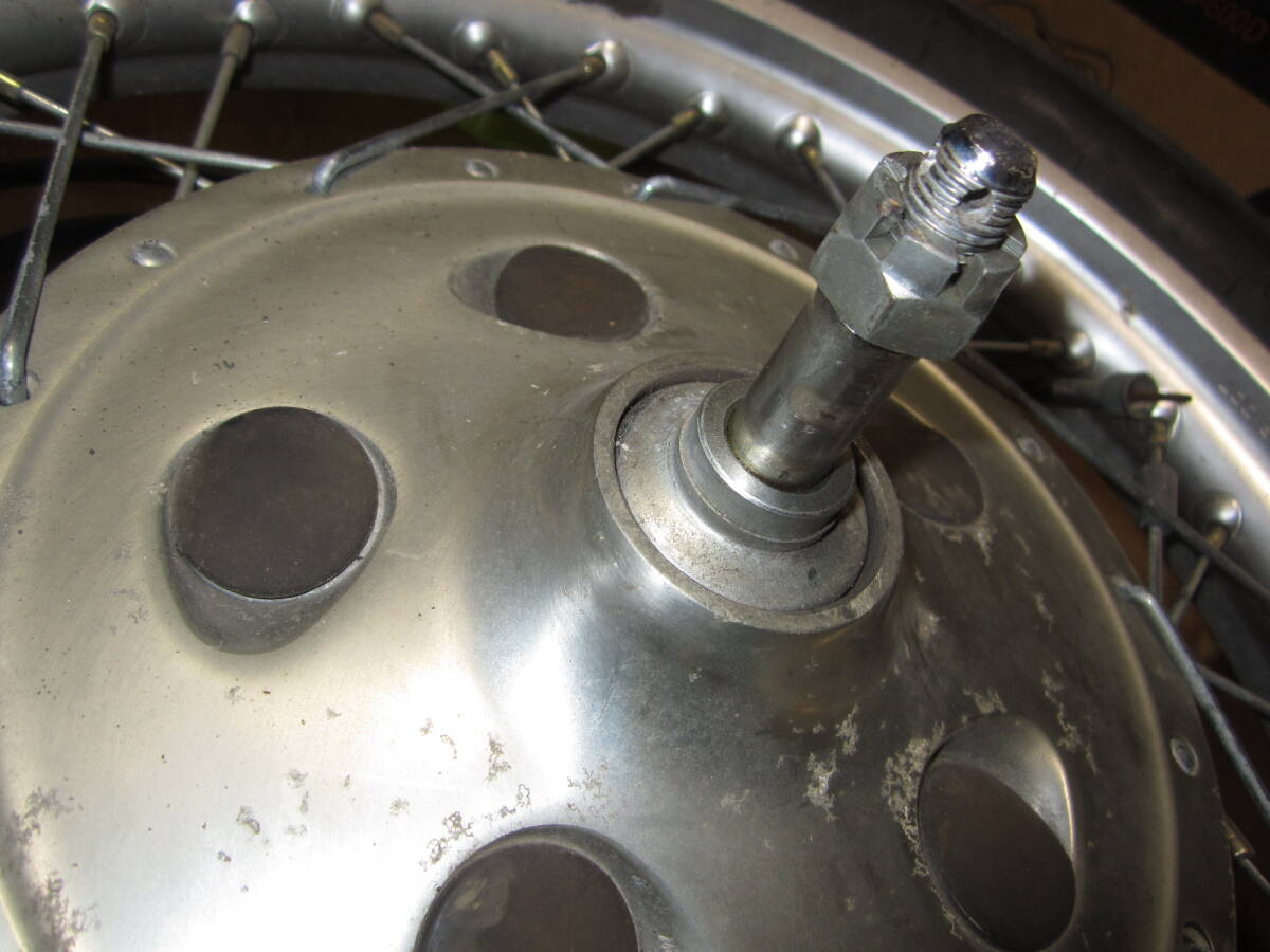 SR400 フロント　ホイール　ブレーキ　アクスルシャフト　ブレーキワイヤー　メーターワイヤー　ヤマハ　YAMAHA 1JR289***_画像4