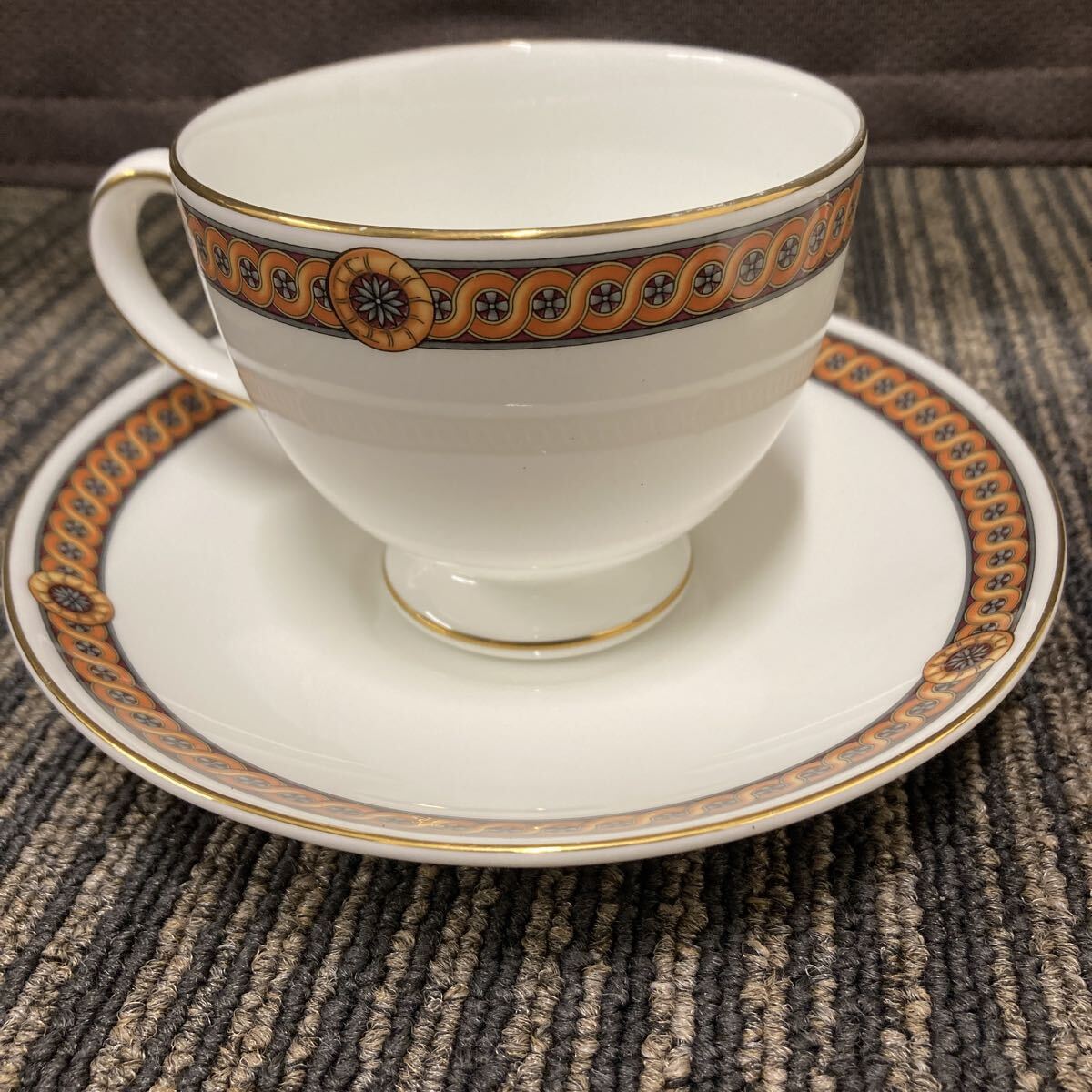 2客セットWEDGWOOD ウェッジウッド カップ ソーサー ティーカップ 金彩 洋食器　コモドアカップ_画像2