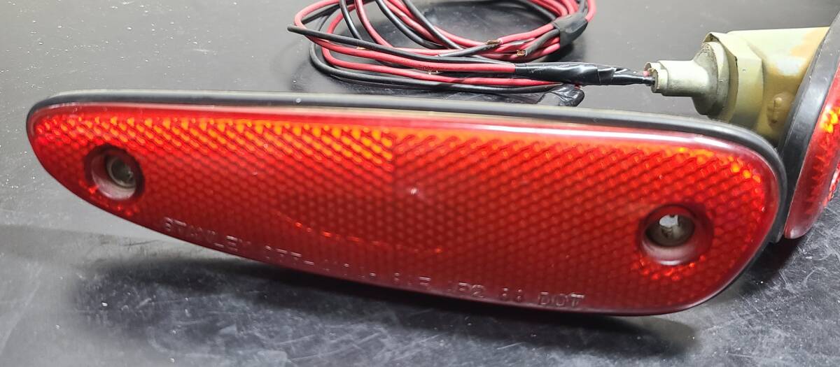 マツダ RX-7 FD3S リア サイドマーカーレンズ 左右セット_画像3