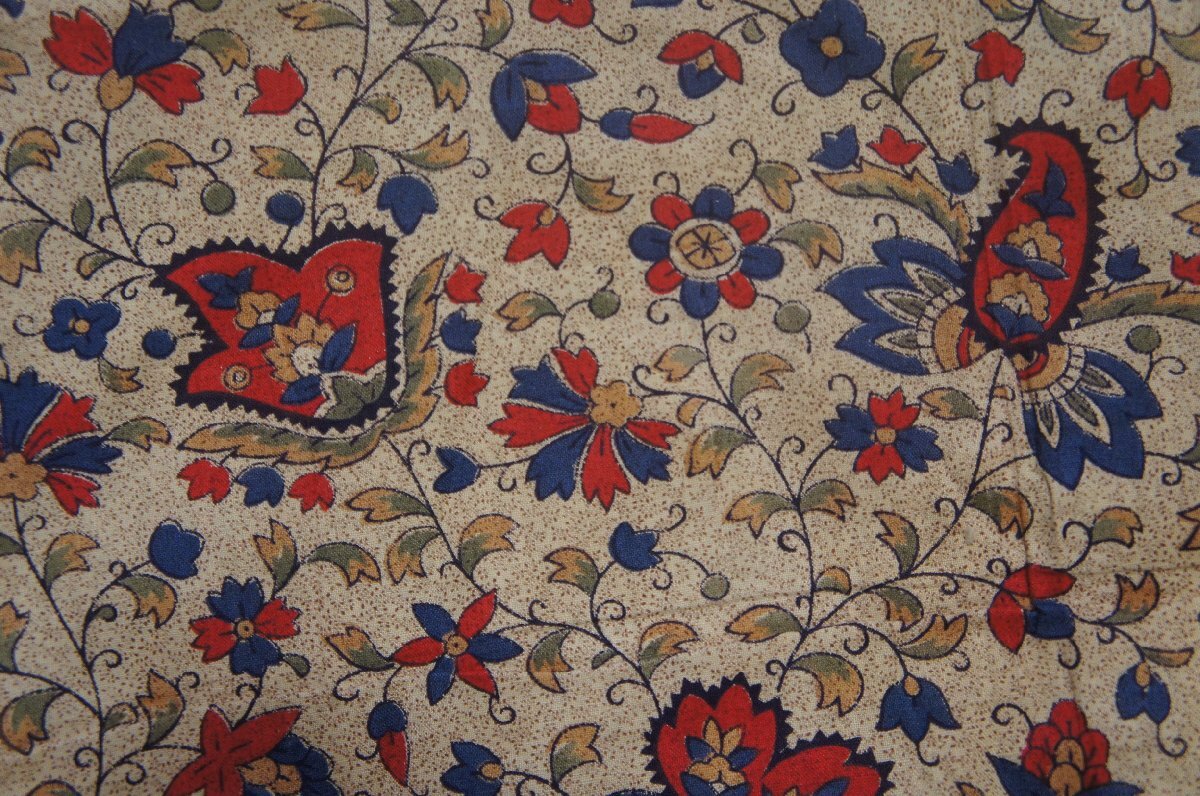 木綿インドバティックベージュ色地小花ペイズリー模様生地材料用[E16612]_画像6