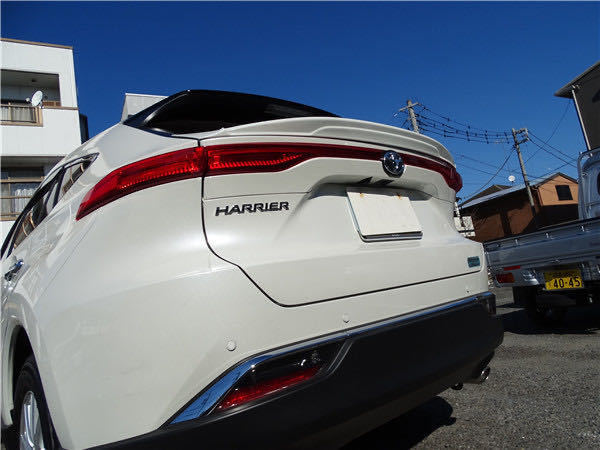 商品製造工場紹介動画付 トヨタハリアー80系　MXU80　MXU85系 リア スポイラー ミドル スポイラー　純正パール　070　塗装済貼り付け装着_画像1