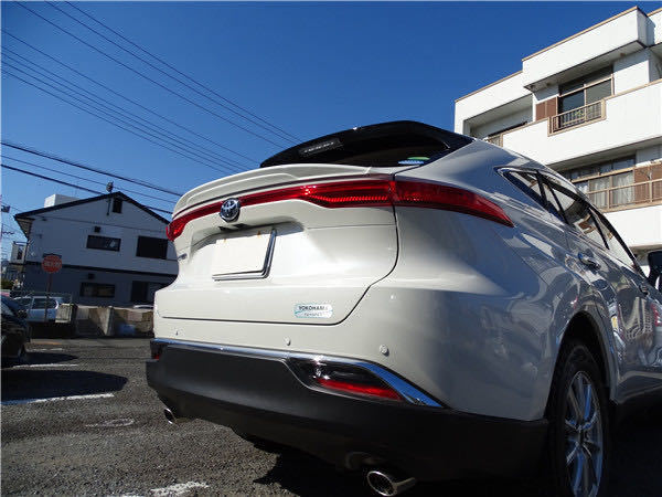商品製造工場紹介動画付 トヨタハリアー80系　MXU80　MXU85系 リア スポイラー ミドル スポイラー　純正パール　070　塗装済貼り付け装着_画像6