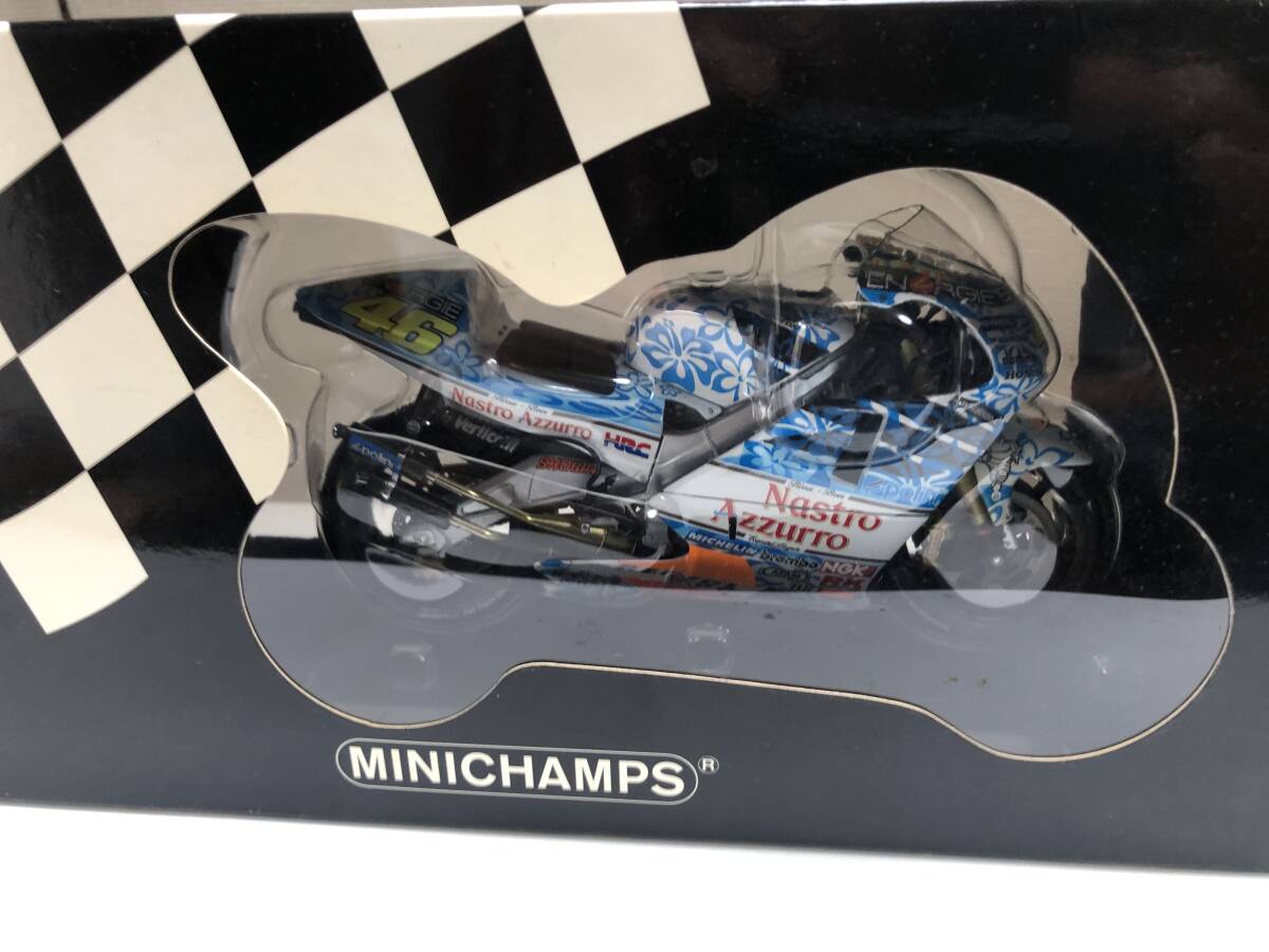 ミニチャンプス PMA 1/12 NSR500 2001 ムジェロGP V.ロッシ / 2002 加藤大治郎 2台セット_画像6