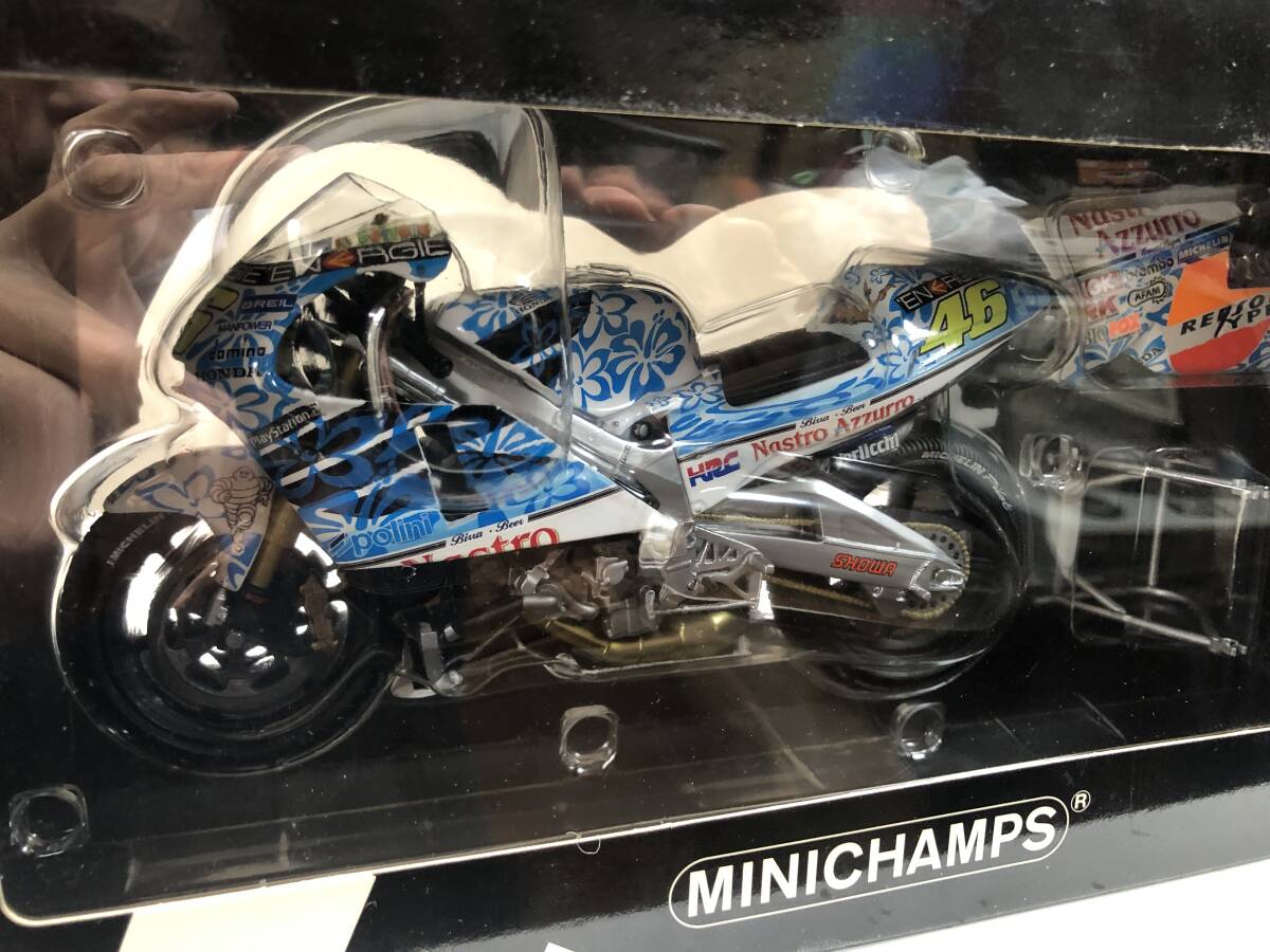 ミニチャンプス PMA 1/12 NSR500 2001 ムジェロGP V.ロッシ / 2002 加藤大治郎 2台セット_画像5