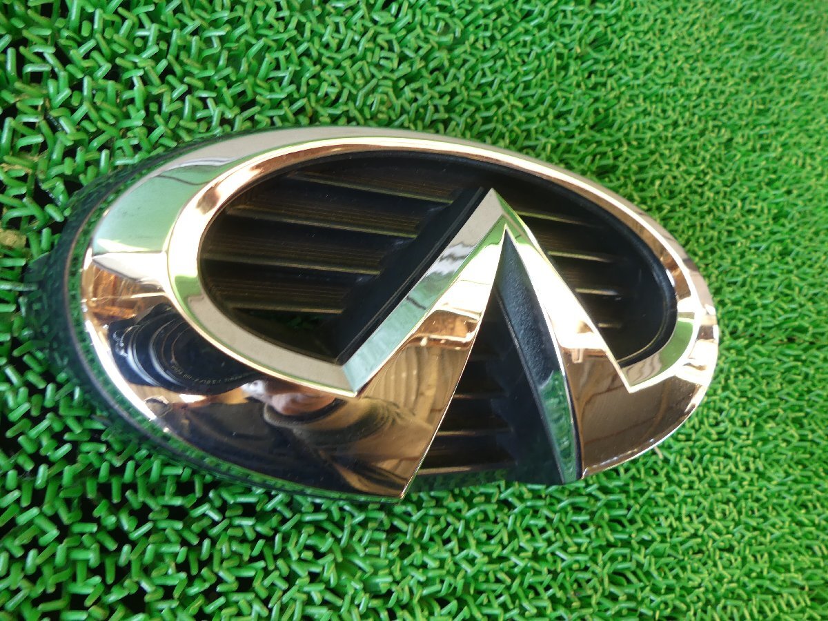 B4889 B 日産 フーガ KY51 インフィニティ仕様 フロントグリル エンブレム ロゴ Y51 KNY51 HY51 62890 1MAOB 1MAOC_画像3