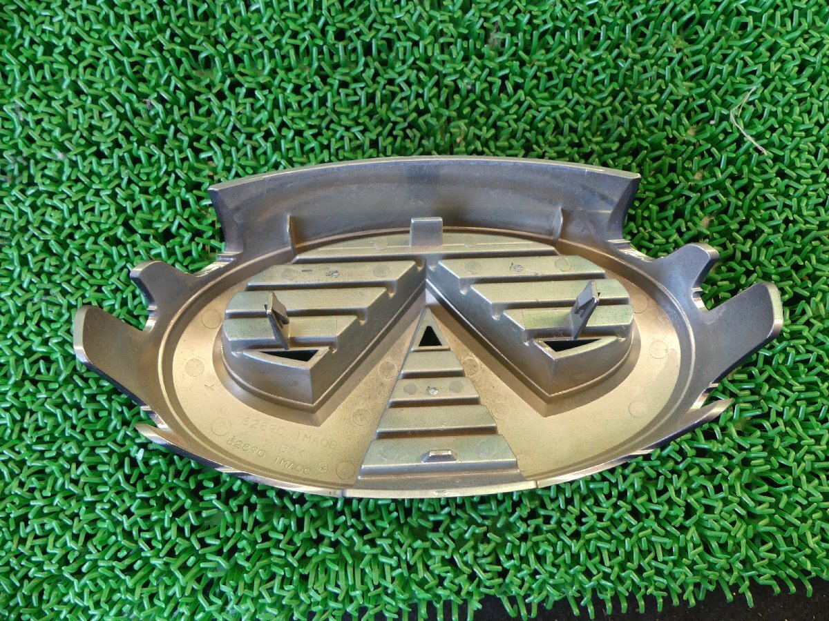 B4889 B 日産 フーガ KY51 インフィニティ仕様 フロントグリル エンブレム ロゴ Y51 KNY51 HY51 62890 1MAOB 1MAOC_画像6